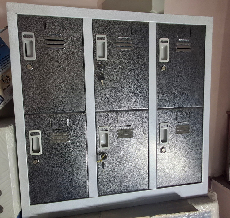 کمد فلزی شش درب کوتاه دو رنگ k423