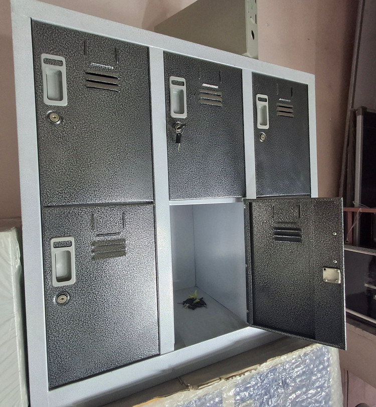کمد فلزی شش درب کوتاه دو رنگ k423